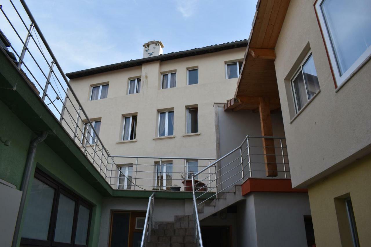 Hotel Le Sauvage Tournus Exterior foto