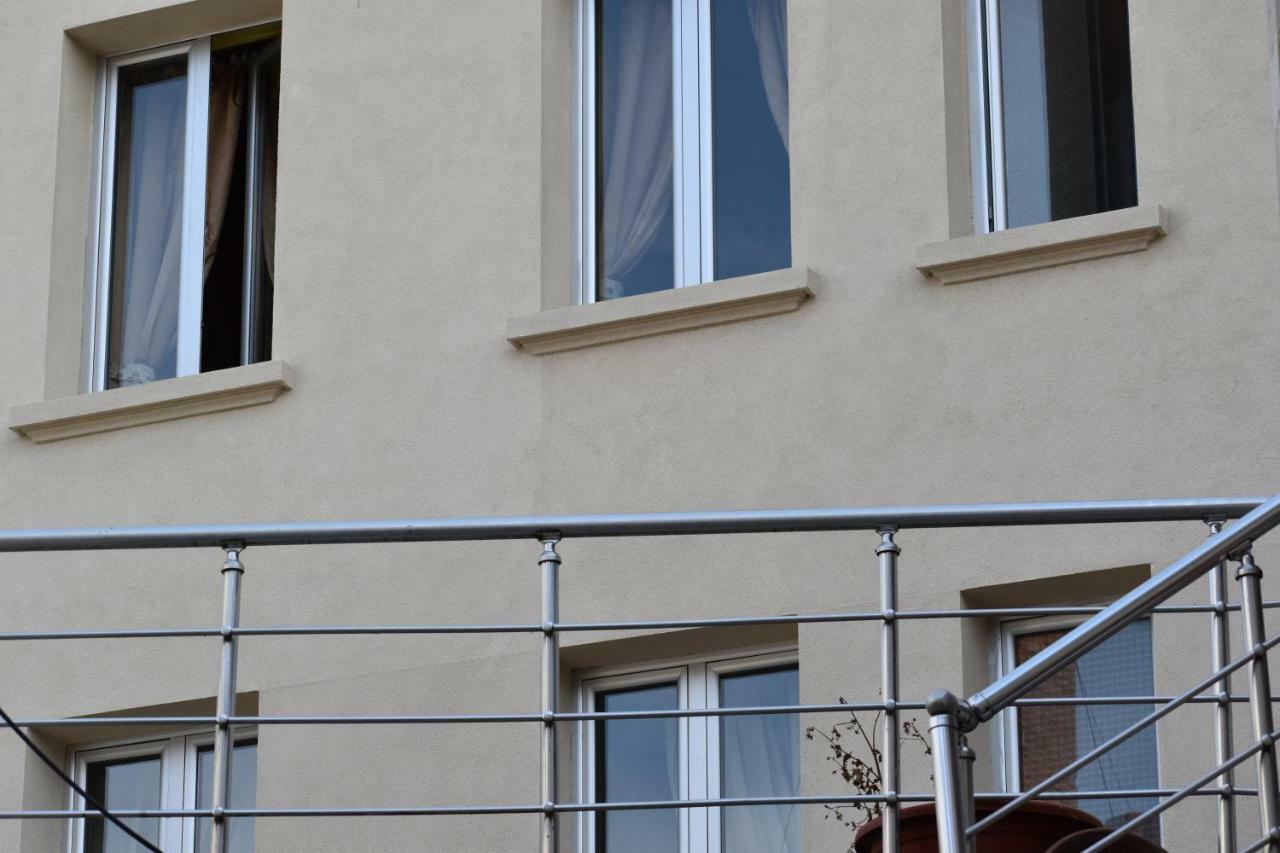 Hotel Le Sauvage Tournus Exterior foto